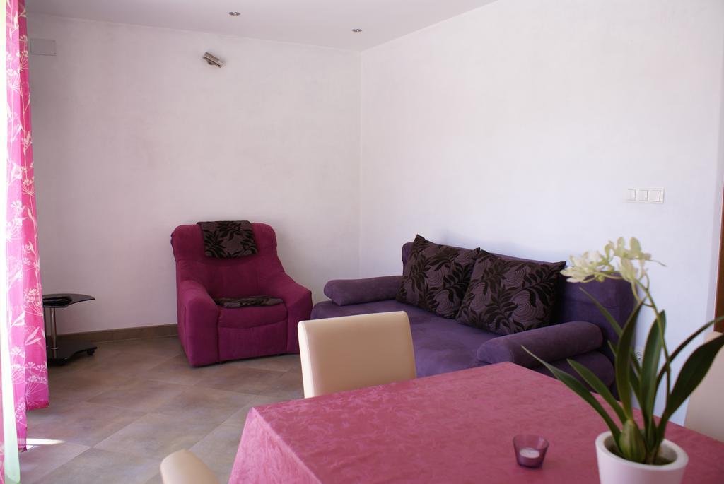 Apartment Adria Sun Porat  Exterior photo