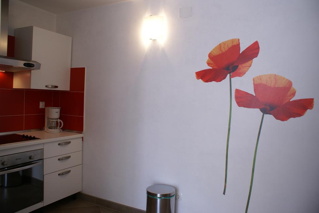 Apartment Adria Sun Porat  Exterior photo